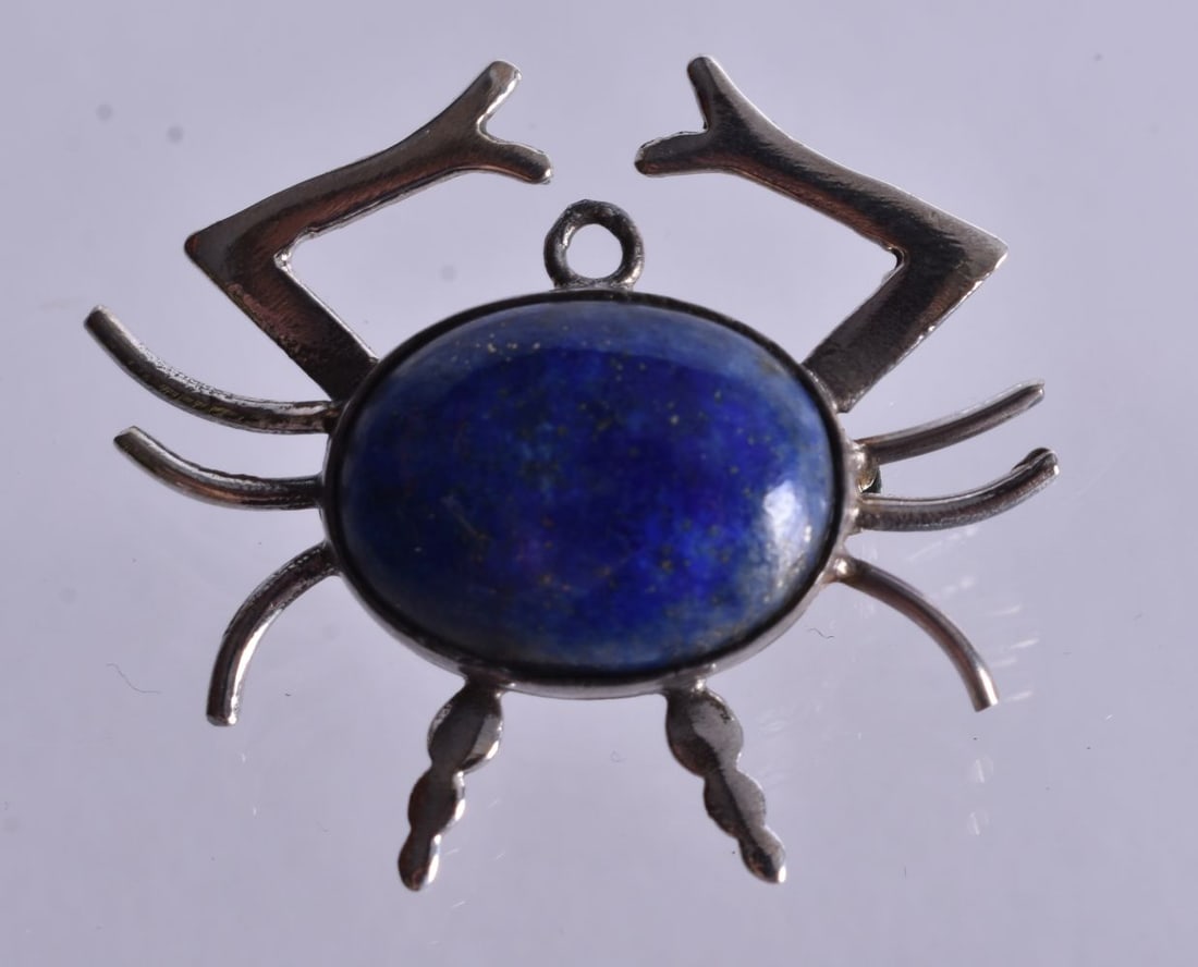 A Silver and Hardstone Spide Brooch. Stamped Sterling. 2.7cm x 3.2cm, weight 4.6g (1 of 2)