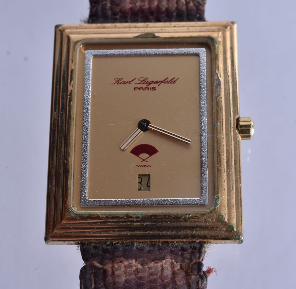 Vintage Karl Lagerfeld Rectangular Quartz Watch with a Textured Strap. Need Battery. 2.7cm incl cr: Vintage Karl Lagerfeld Rectangular Quartz Watch with a Textured Strap. Need Battery. 2.7cm incl crown