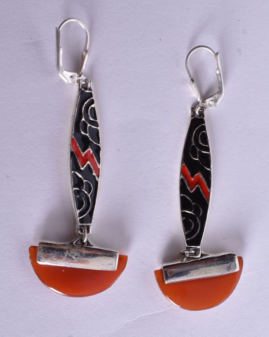 A Pair of Silver and Enamel Deco Style Earrings. Stamped Sterling 925, 6.5cm x 2.1cm, weight 11.8g: A Pair of Silver and Enamel Deco Style Earrings. Stamped Sterling 925, 6.5cm x 2.1cm, weight 11.8g