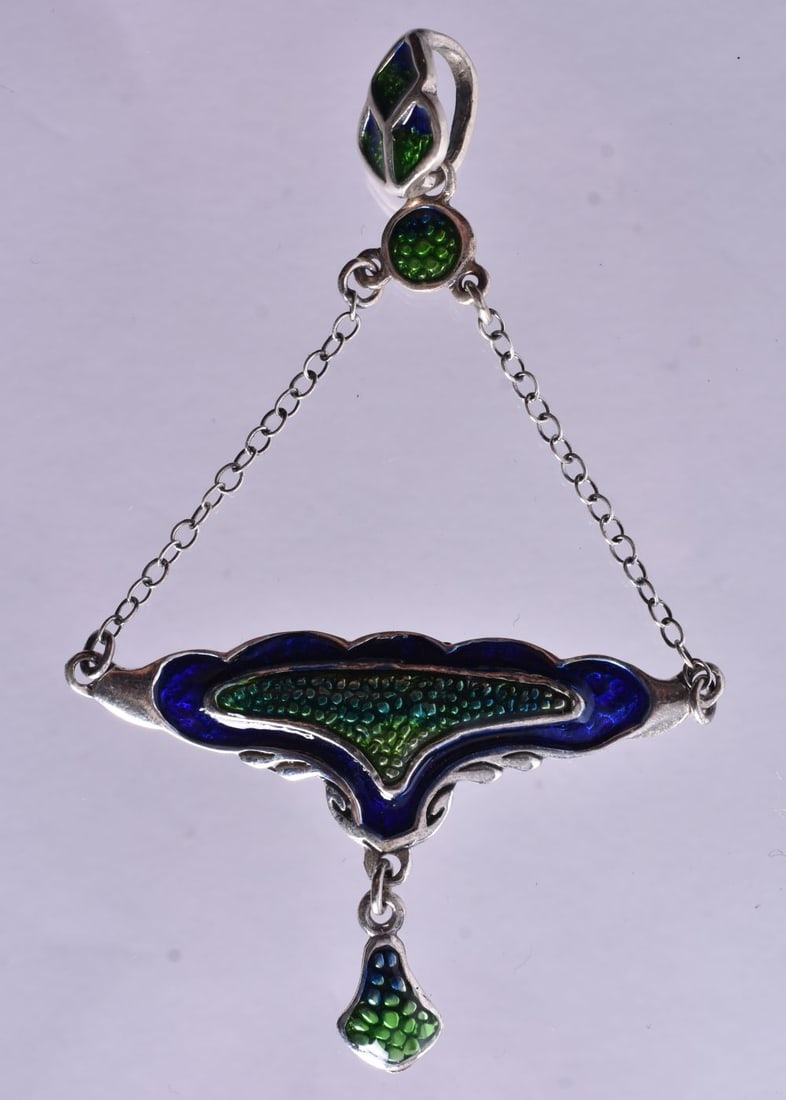 A Silver and Enamel Pendant. Stamped Sterling. 7.2cm x 4.3cm, weight 5.6g: A Silver and Enamel Pendant. Stamped Sterling. 7.2cm x 4.3cm, weight 5.6g