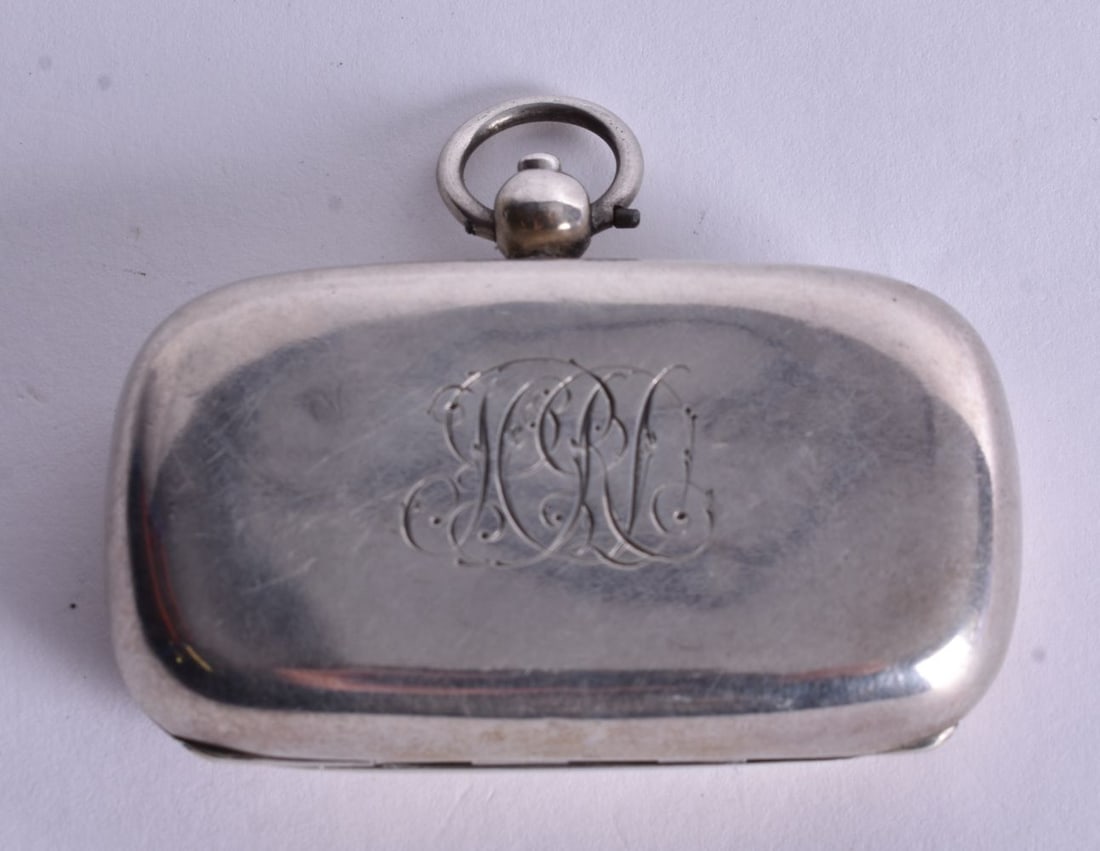 A Silver Double Sovereign Case. Hallmarked Birmingham 1907. 1.5cm x 6cm x 4.3cm, weight 45g (1 of 5)