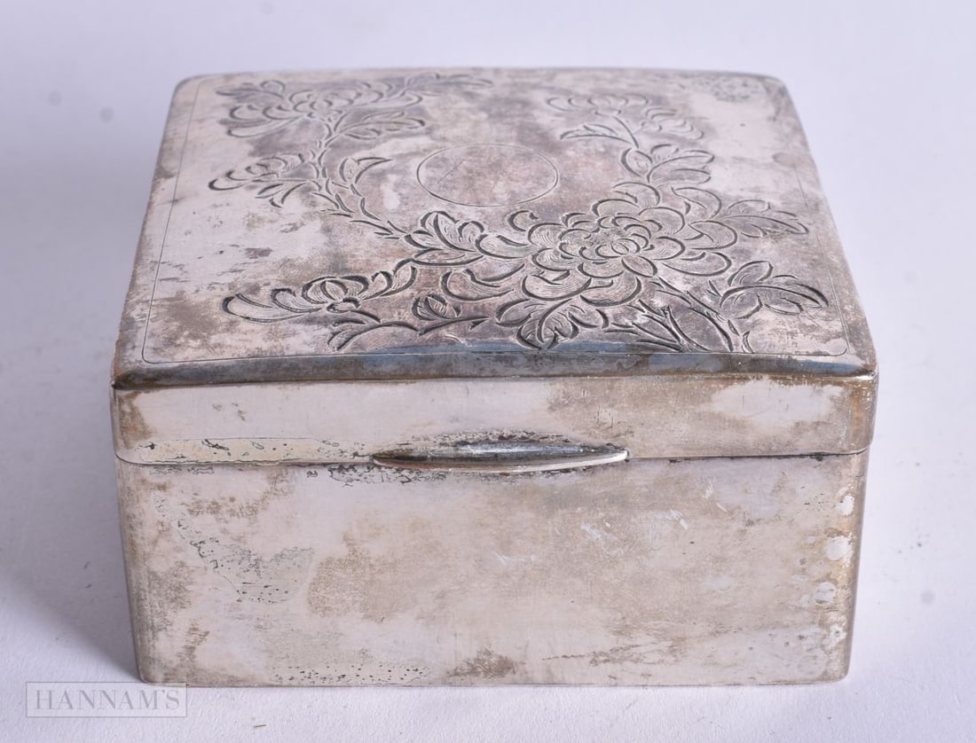 A Japanese Silver Cigarette Box. Untested, 4.6cm x 8.8cm x 8.8cm, weight 202.8g (1 of 4)