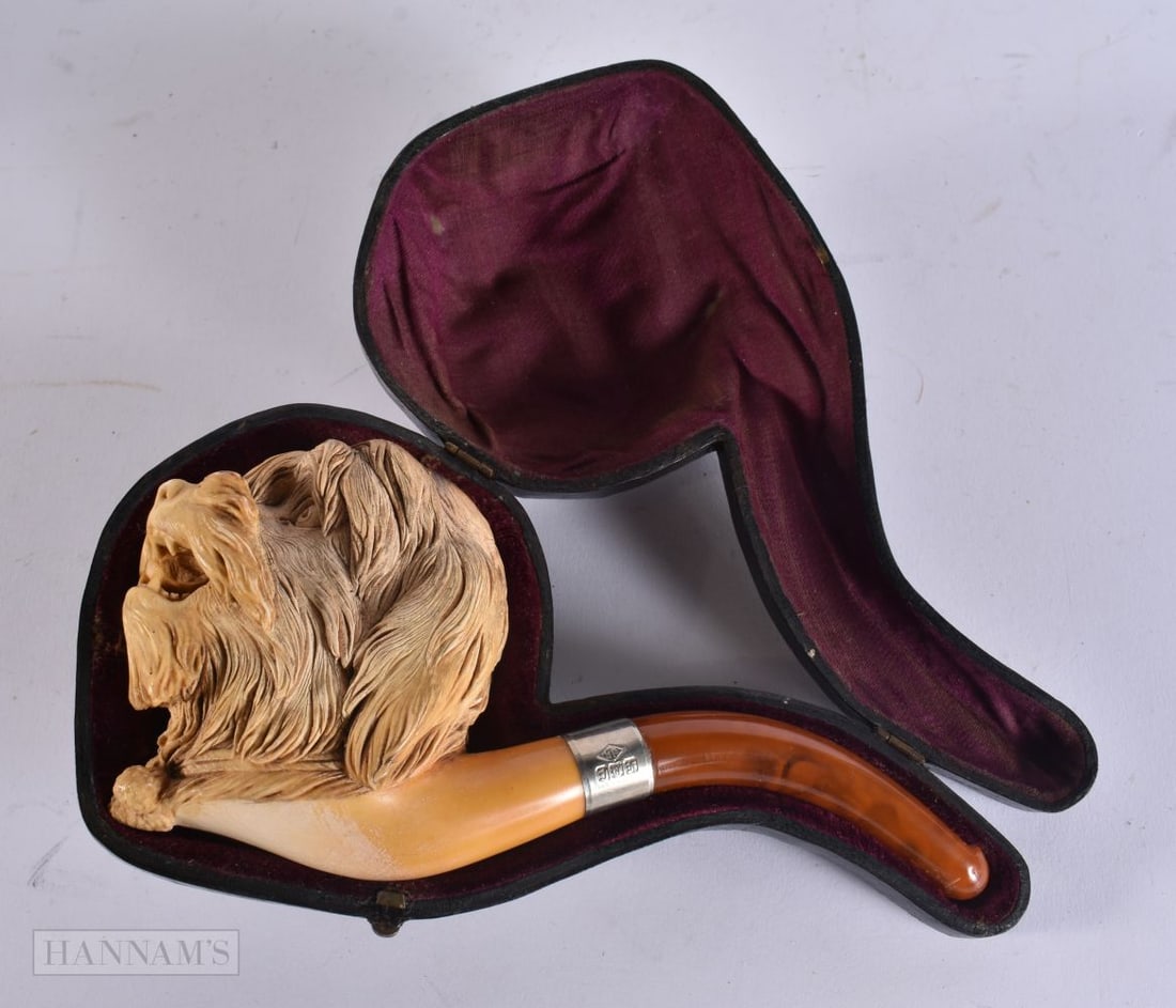 A VICTORIAN DOG HEAD MEERSCHAUM PIPE. 16 cm wide. (1 of 6)