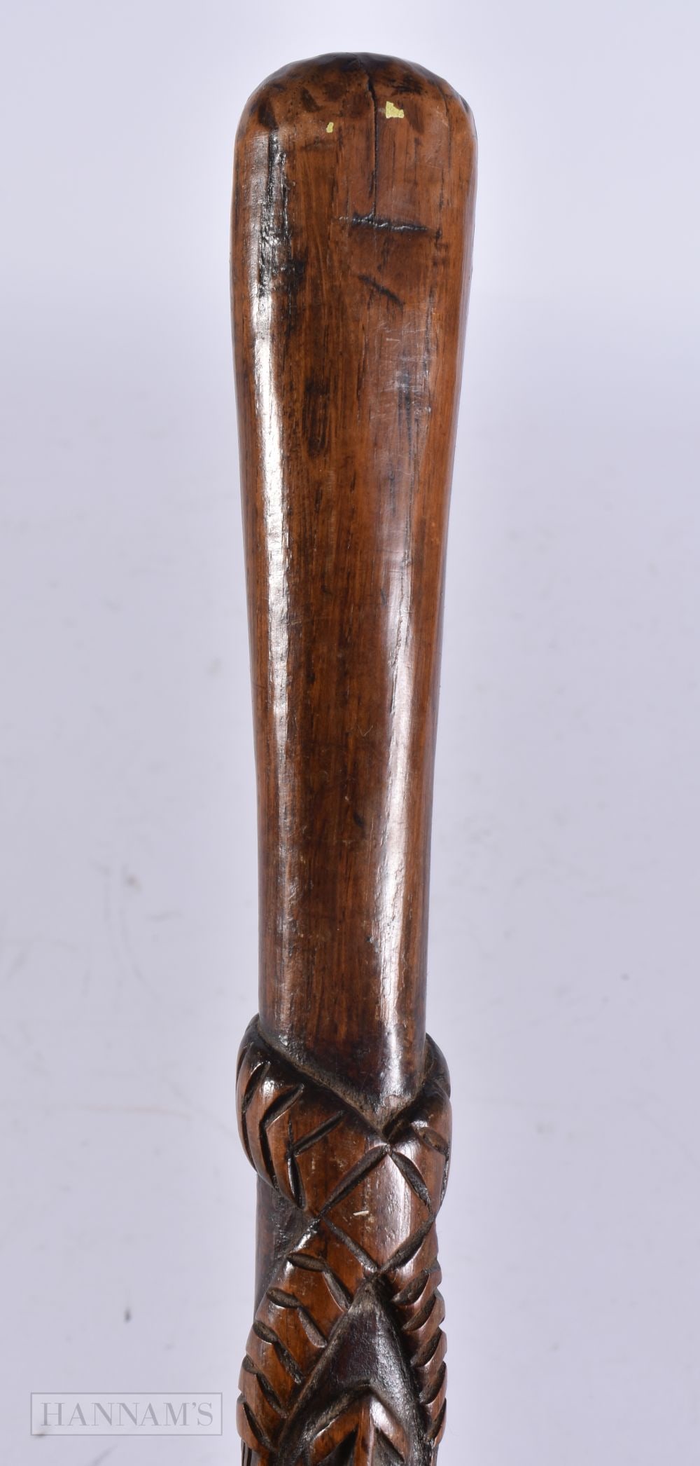 AN ANTIQUE FOLK ART WOOD SNAKE CANE. 92 cm long. (1 of 5)