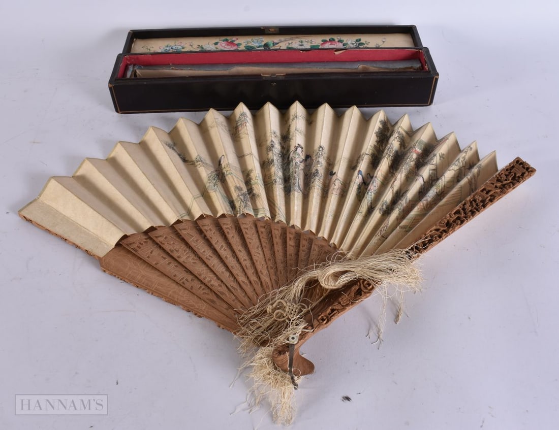A FINE 19TH CENTURY CHINESE CARVED AND PAINTED SANDALWOOD SILK FAN within fitted case. Fan 55 cm wid (1 of 9)