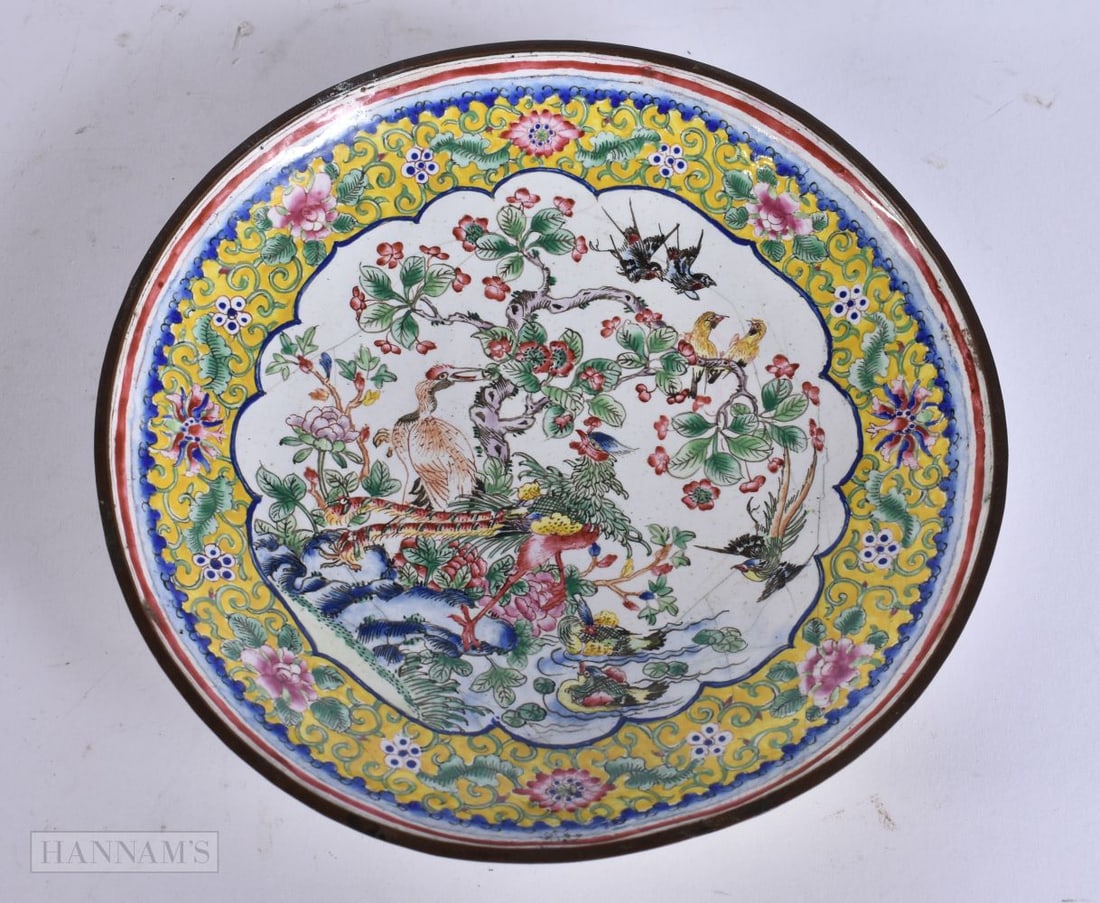 AN 18TH/19TH CENTURY CHINESE CANTON ENAMEL DISH Qing, painted with birds. 16 cm wide. (1 of 6)