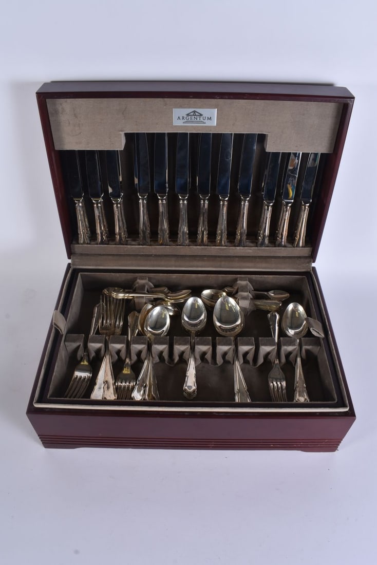 A CASED SET OF SILVER FLATWARE. Silver 5298 grams, silver handed items 1850 grams. (qty) (1 of 8)