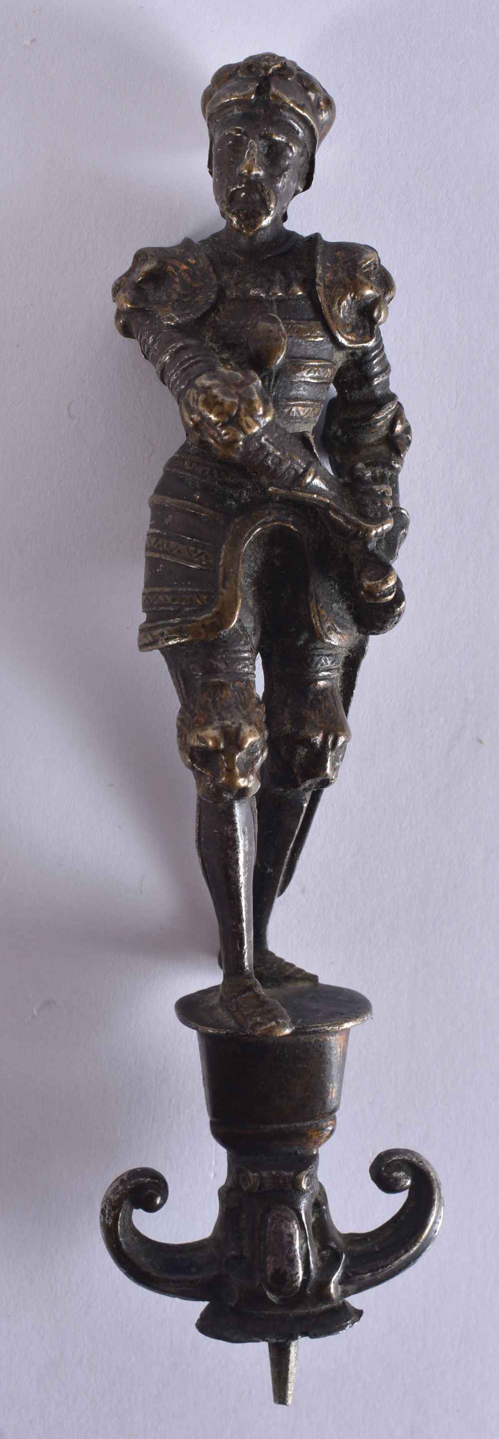 AN 18TH/19TH CENTURY EUROPEAN GRAND TOUR BRONZE FINIAL. 13 cm high. (1 of 5)