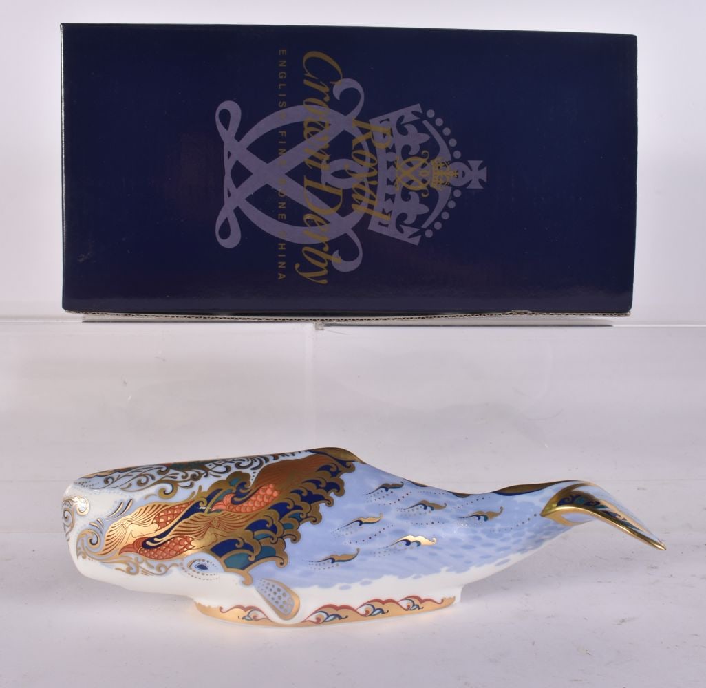 A ROYAL CROWN DERBY GUILD EXCLUSIVE OCEANIC WHALE PAPERWEIGHT. 22cm long. (1 of 3)