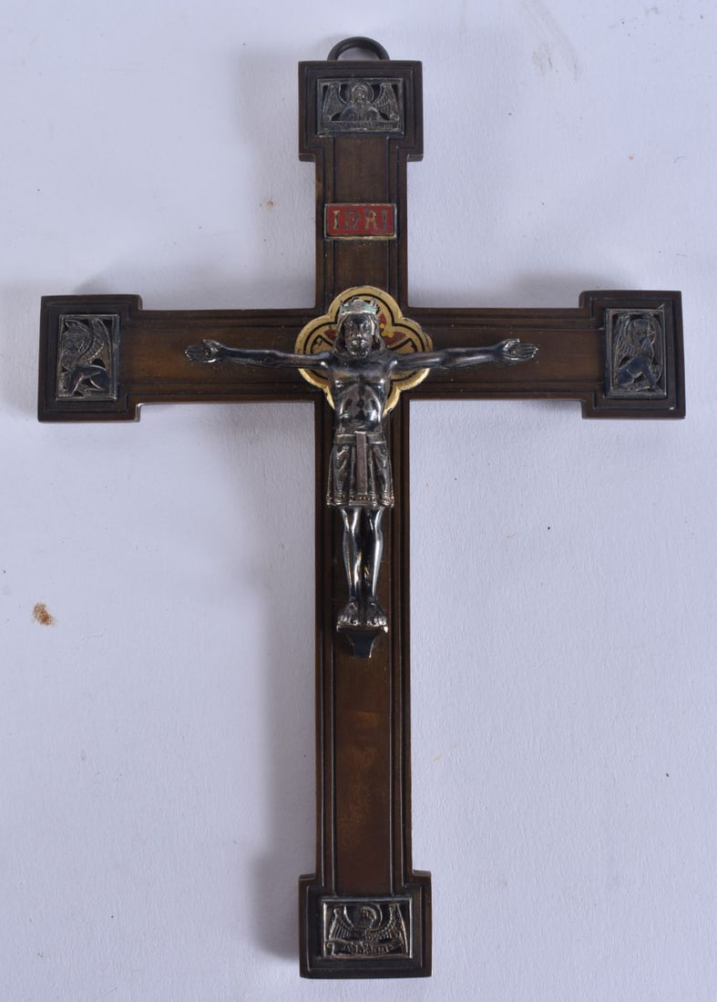 A FINE 19TH CENTURY ITALIAN BRONZE SILVER AND ENAMEL CRUCIFIX. 17 cm x 12 cm.: A FINE 19TH CENTURY ITALIAN BRONZE SILVER AND ENAMEL CRUCIFIX. 17 cm x 12 cm.