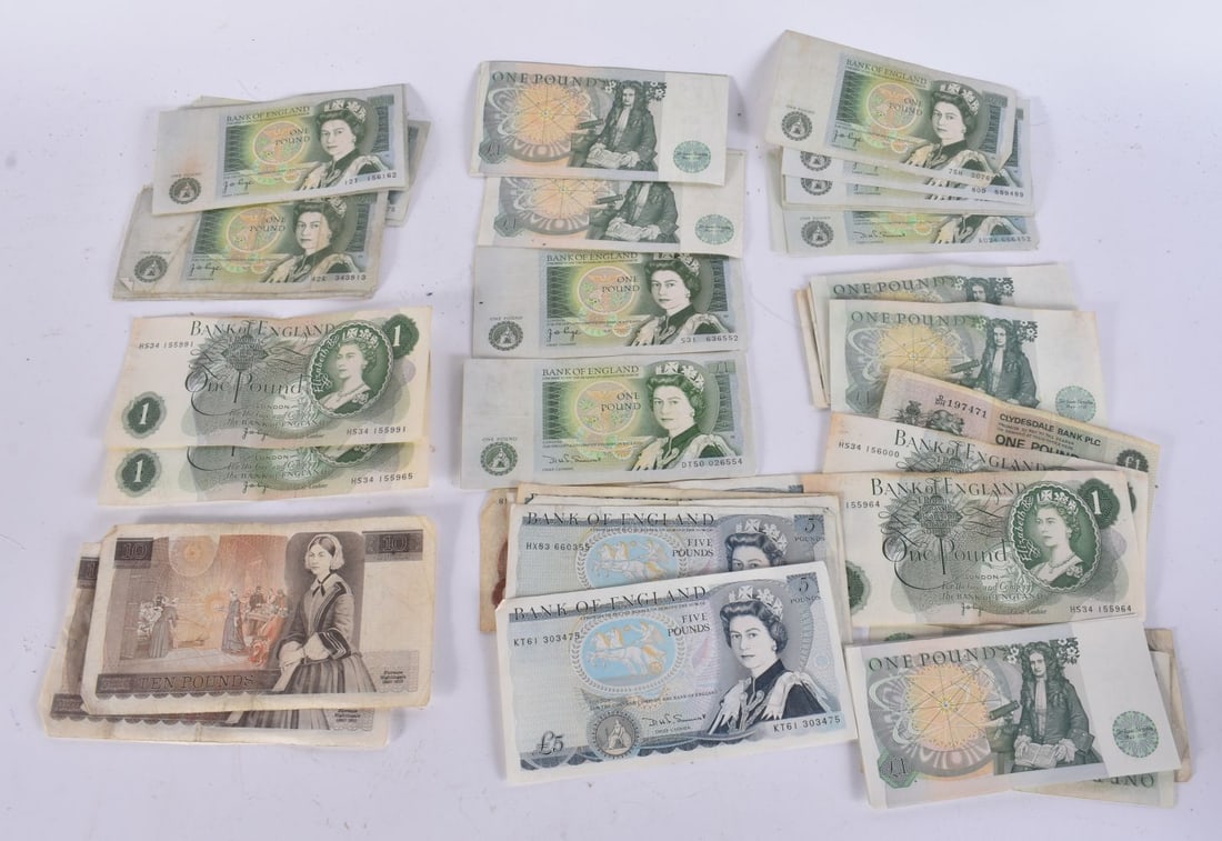 ASSORTED ENGLISH BANK NOTES & CURRENCY. (qty) (1 of 6)