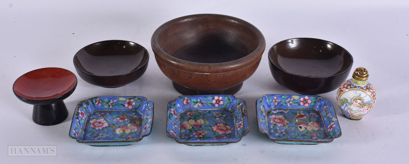 CHINESE COLLECTABLES including Canton enamel etc. (qty) (1 of 2)
