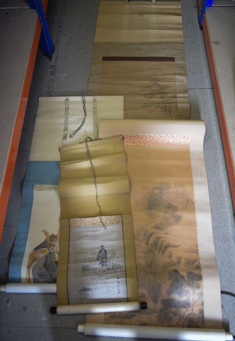 FOUR EARLY 20TH CENTURY JAPANESE MEIJI PERIOD SCROLLS in various forms and sizes. (4) (1 of 6)