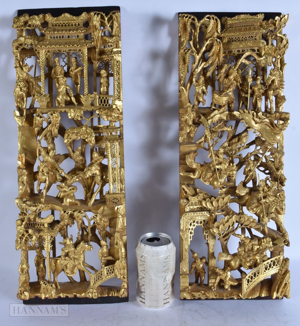A PAIR OF 19TH CENTURY CHINESE GILT WOOD LACQUERED PANELS Qing. 48 cm x 18 cm.: A PAIR OF 19TH CENTURY CHINESE GILT WOOD LACQUERED PANELS Qing. 48 cm x 18 cm.