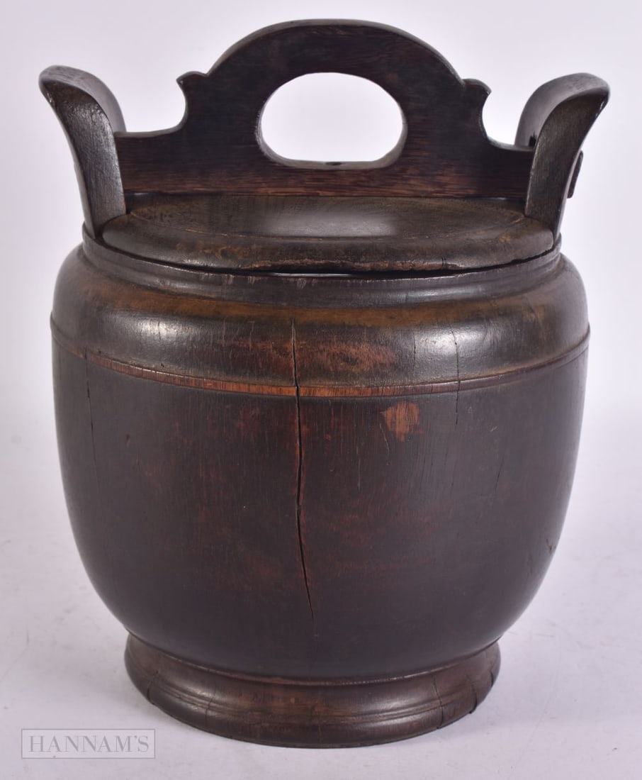 A CHINESE QING DYNASTY CARVED ZITAN FOOD STORAGE BOX AND COVER. 25cm x 17 cm. (1 of 9)