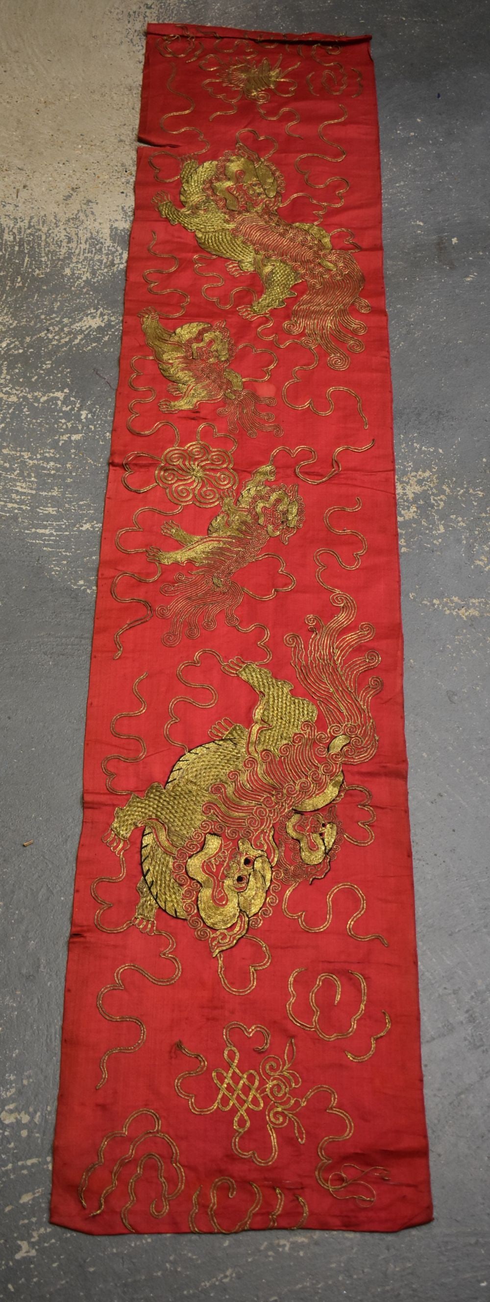 A FINE 19TH CENTURY CHINESE SILK GOLD THREAD EMBROIDERED PANEL. 185 cm x 38 cm. (1 of 11)