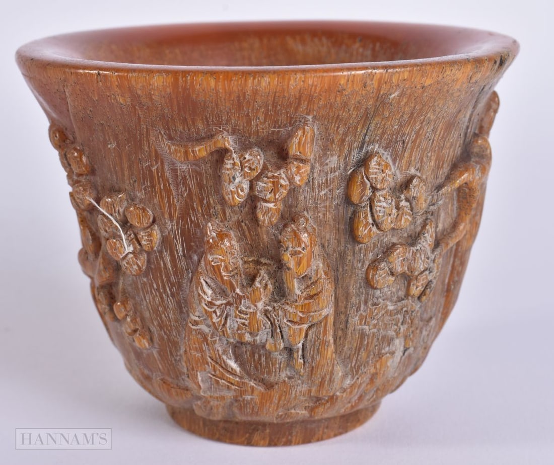 A CHINESE HORN TYPE LIBATION CUP. 8.5 cm wide. (1 of 5)