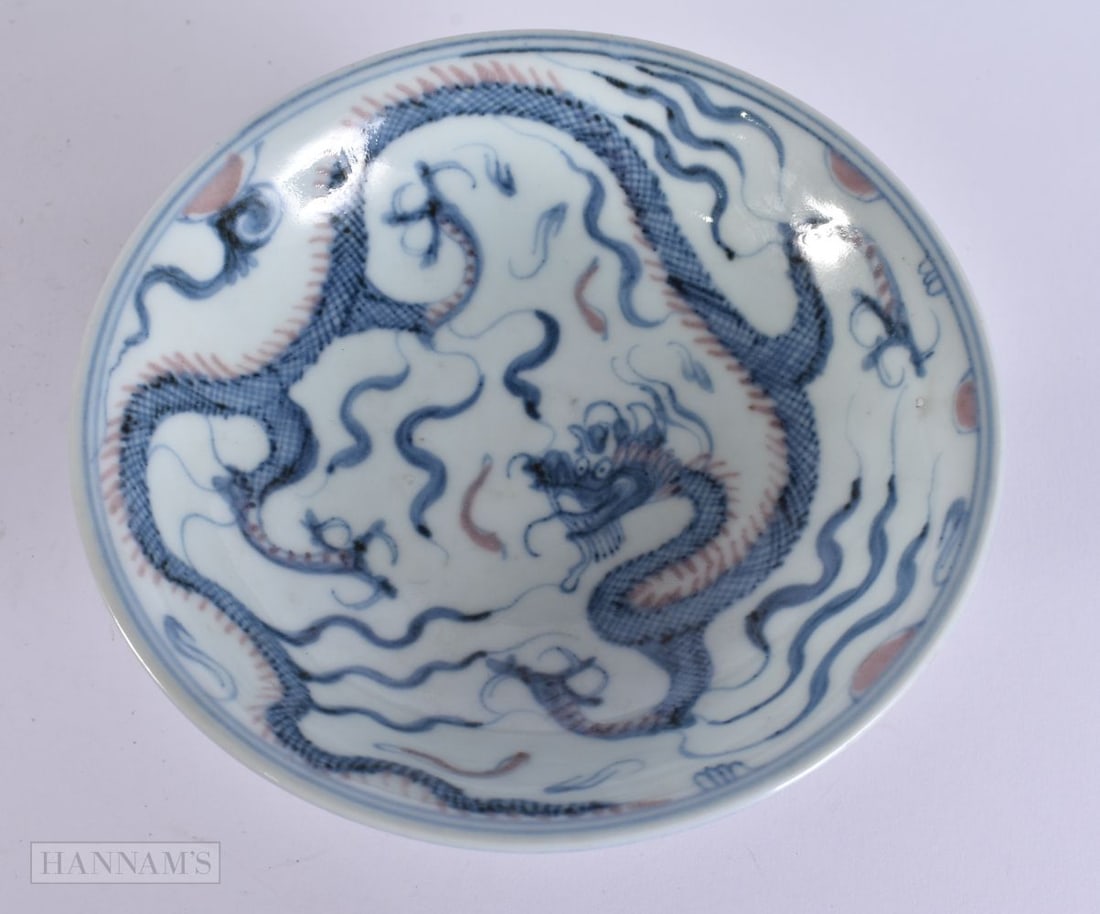 A CHINESE DRAGON PORCELAIN STEM CUP. 15 cm wide. (1 of 4)