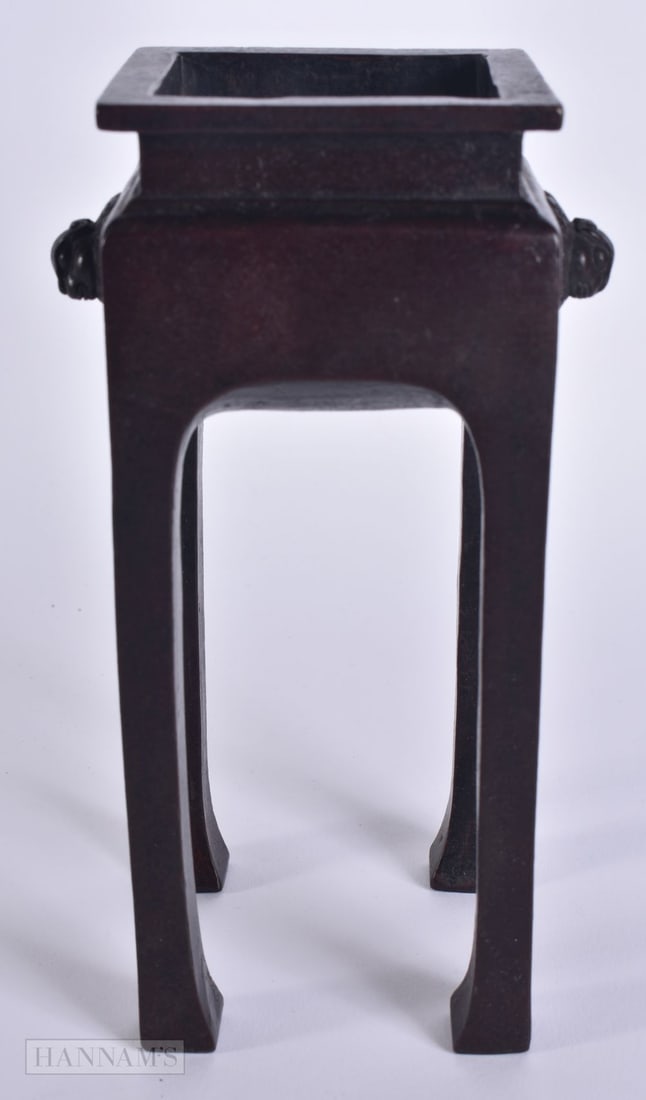 A TALL CHINESE BRONZE CENSER. 16 cm high.: A TALL CHINESE BRONZE CENSER. 16 cm high.