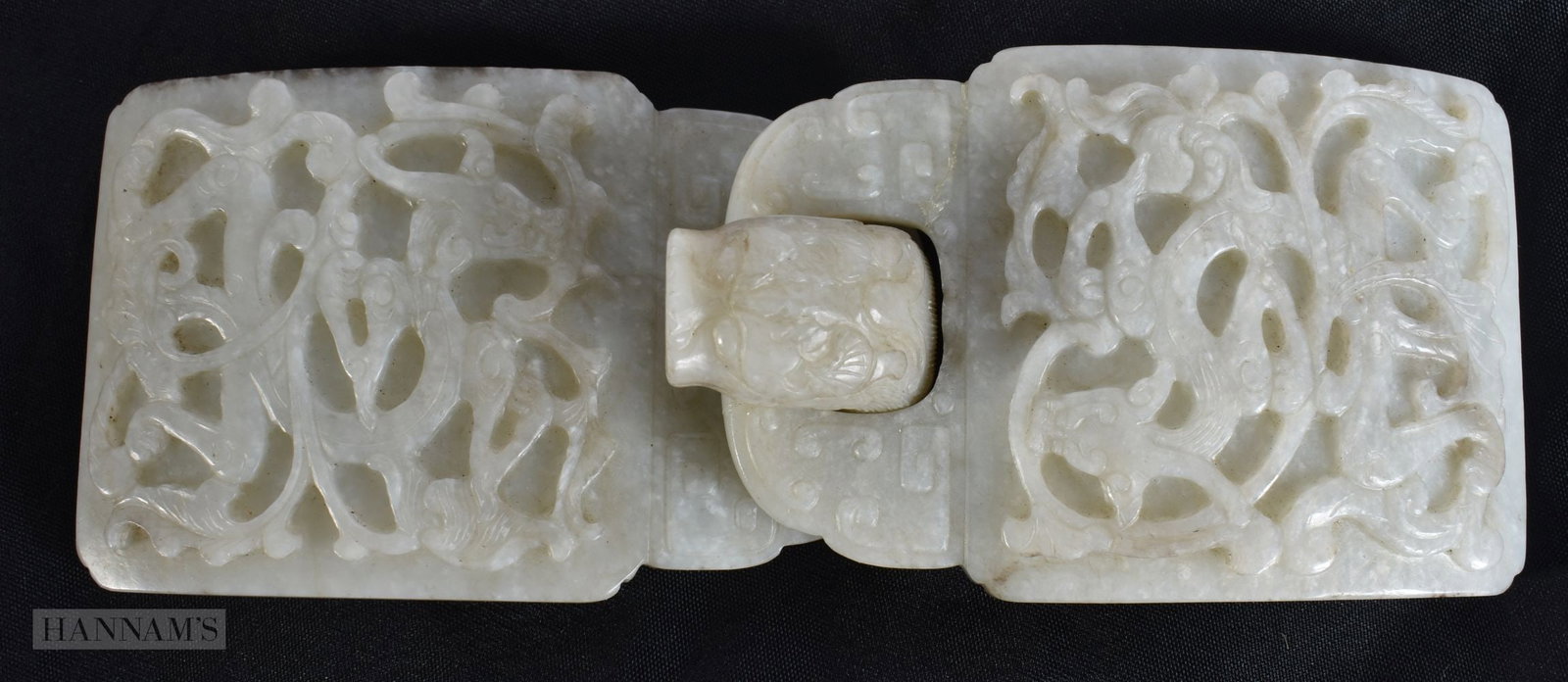 A FINE 18TH/19TH CENTURY CHINESE CARVED JADE BELT HOOK Qing. 14 cm x 5.5 cm. (1 of 6)