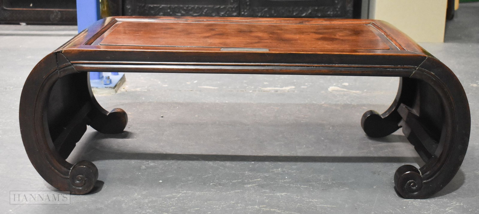A 19TH CENTURY CHINESE CARVED HUANGHUALI WOOD LOW TABLE Qing. 85 cm x 45cm x 34 cm.: A 19TH CENTURY CHINESE CARVED HUANGHUALI WOOD LOW TABLE Qing. 85 cm x 45cm x 34 cm.
