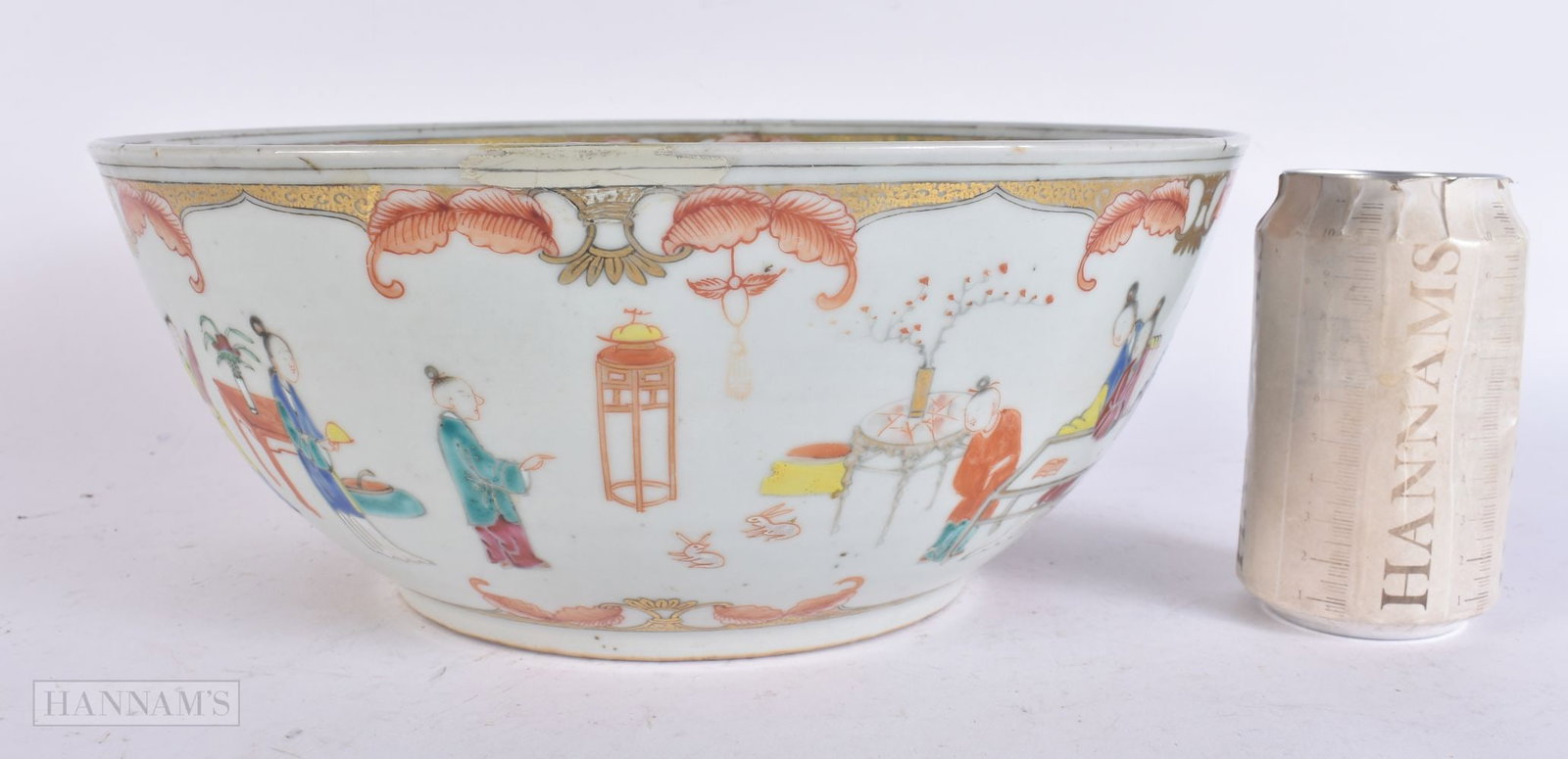 A LARGE 18TH CENTURY CHINESE FAMILLE ROSE PORCELAIN BOWL Qianlong, painted with figures within inter (1 of 5)
