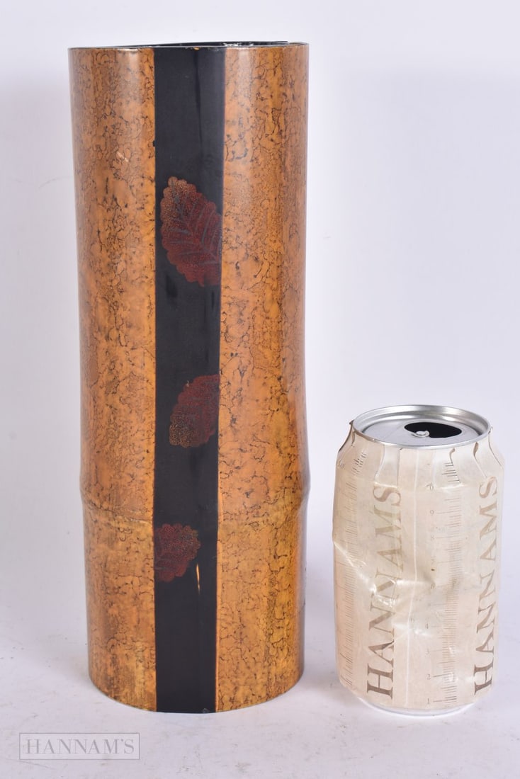 AN UNUSUAL LATE 19TH CENTURY JAPANESE MEIJI PERIOD LACQUERED BAMBOO BRUSH POT. 25cm high. (1 of 6)