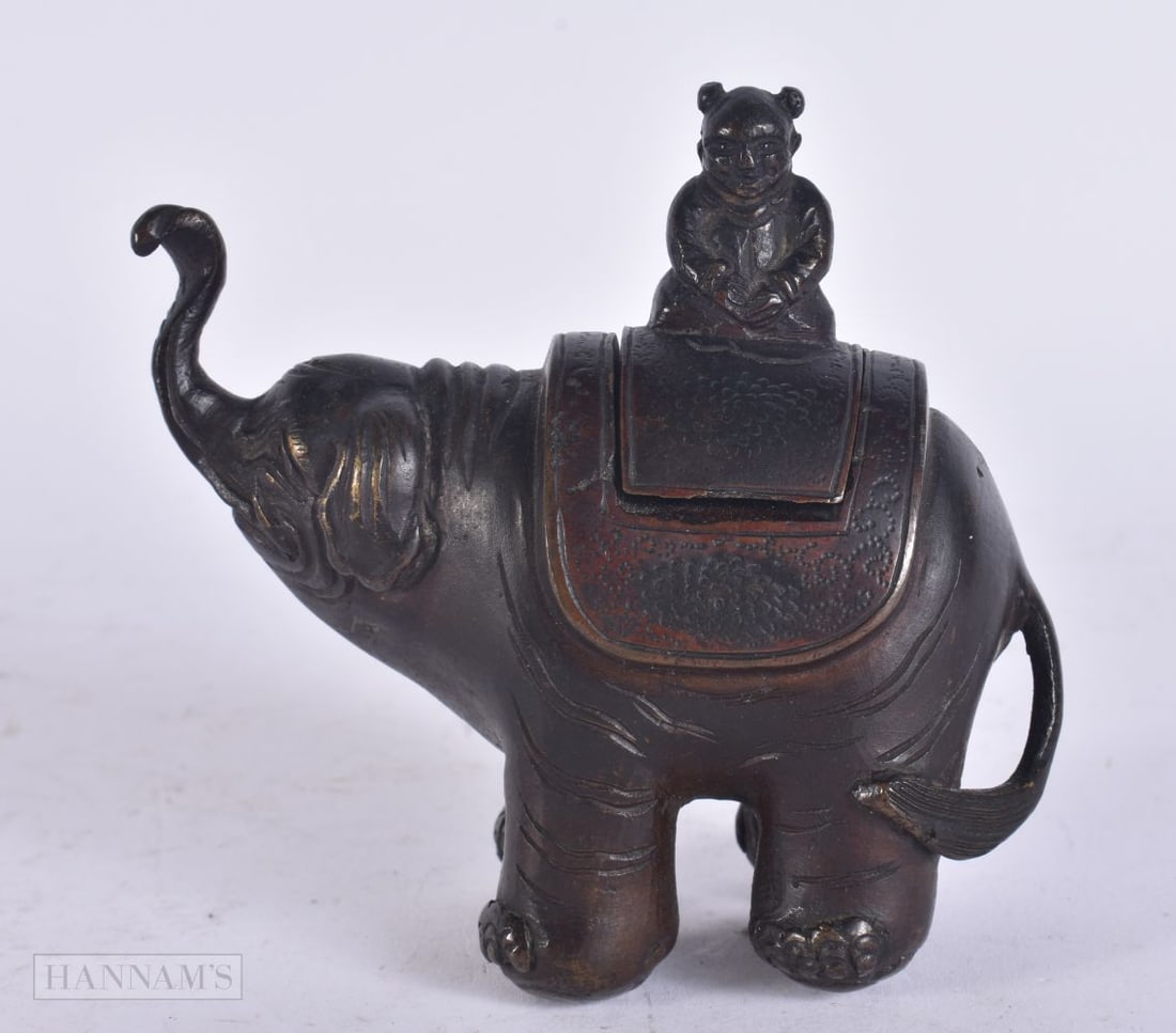 AN 18TH/19TH CENTURY JAPANESE EDO PERIOD BRONZE ELEPHANT INKWELL. 10 cm x 10 cm. (1 of 5)