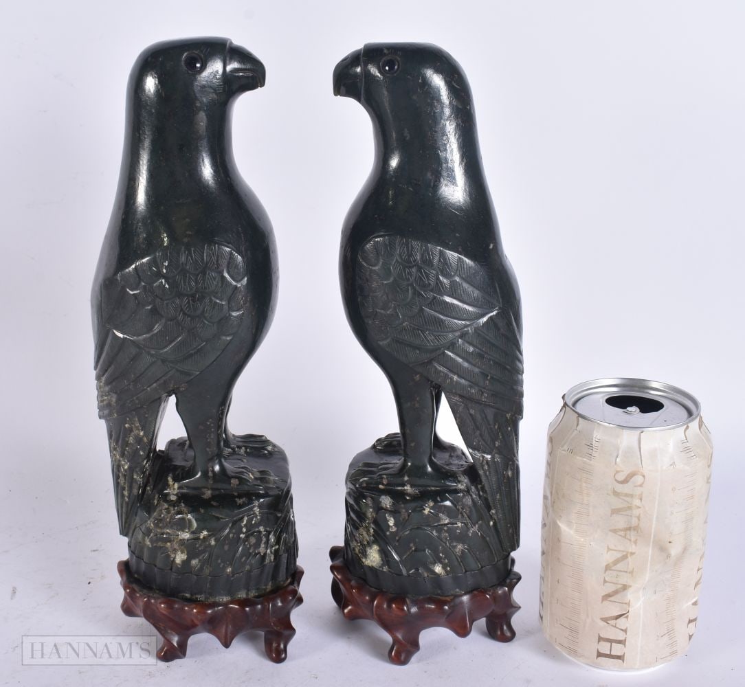 A LARGE PAIR OF 19TH CENTURY CHINESE CARVED JADE BIRDS Late Qing. 26cm high.: A LARGE PAIR OF 19TH CENTURY CHINESE CARVED JADE BIRDS Late Qing. 26cm high.