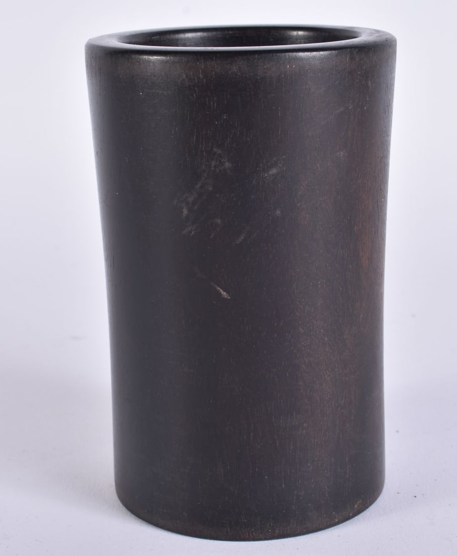 A CHINESE QING DYNASTY CARVED ZITAN WOOD BRUSH POT. 11 cm x 6.5 cm.: A CHINESE QING DYNASTY CARVED ZITAN WOOD BRUSH POT. 11 cm x 6.5 cm.