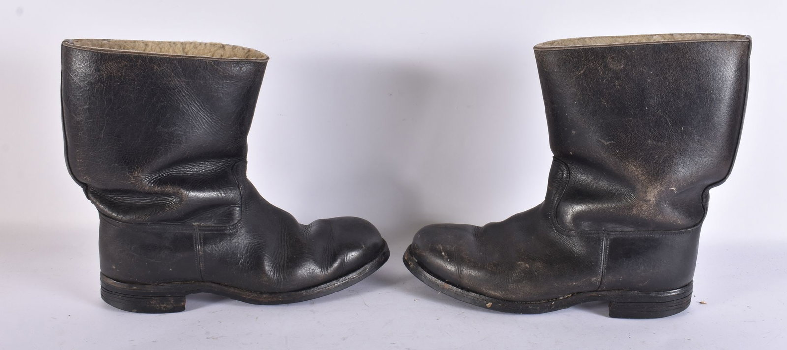 A PAIR OF VINTAGE GOODYEAR LEATHER BOOTS. 25cm x 27cm. (1 of 7)