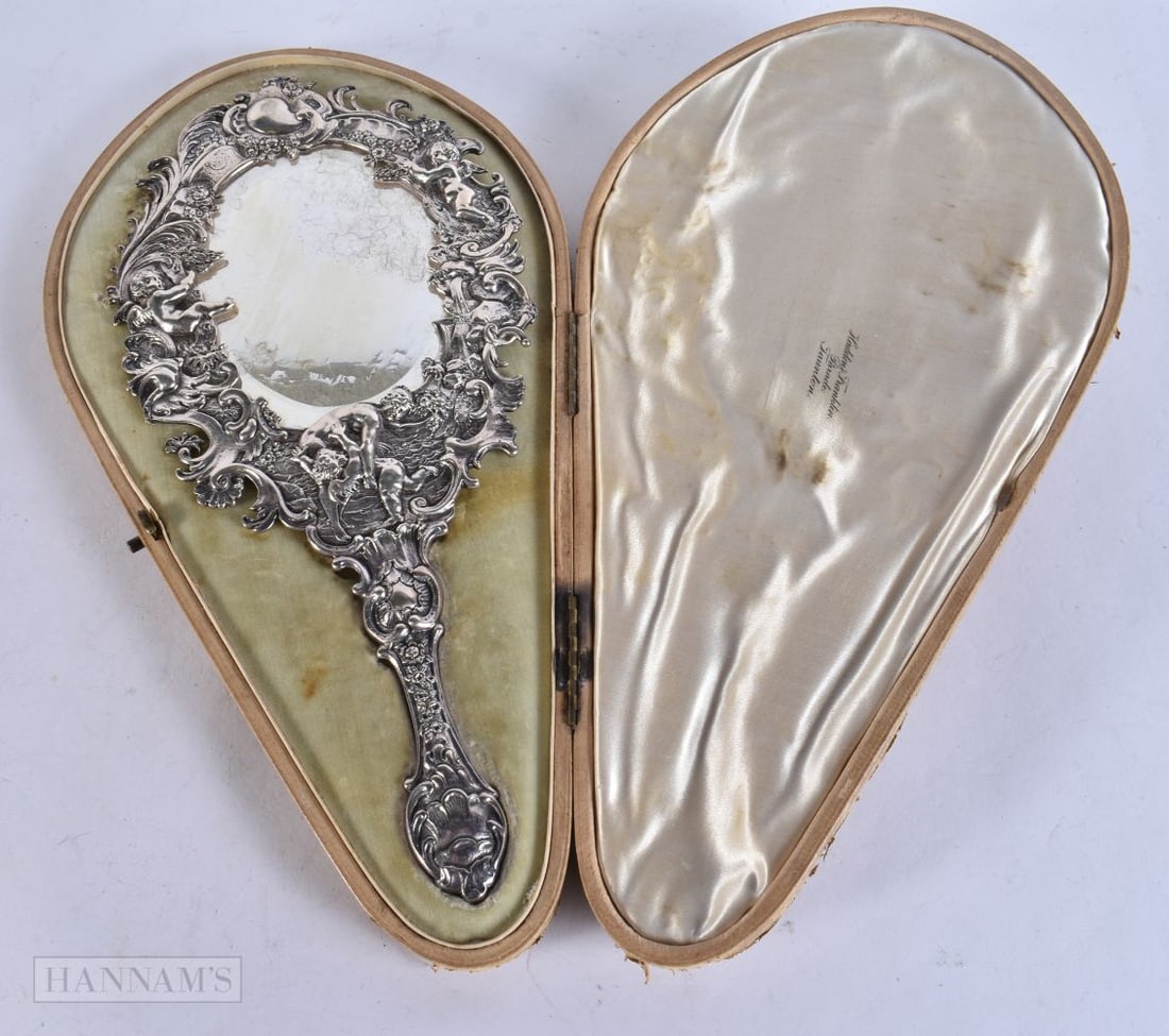 A LOVELY 19TH CENTURY SILVER CHERUB MIRROR within original fitted case. 279 grams overall. Mirror 30 (1 of 9)