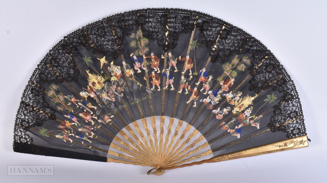 A LARGE EARLY 20TH CENTURY INDIAN PAINTED SILK FAN. 68 cm wide. (1 of 6)
