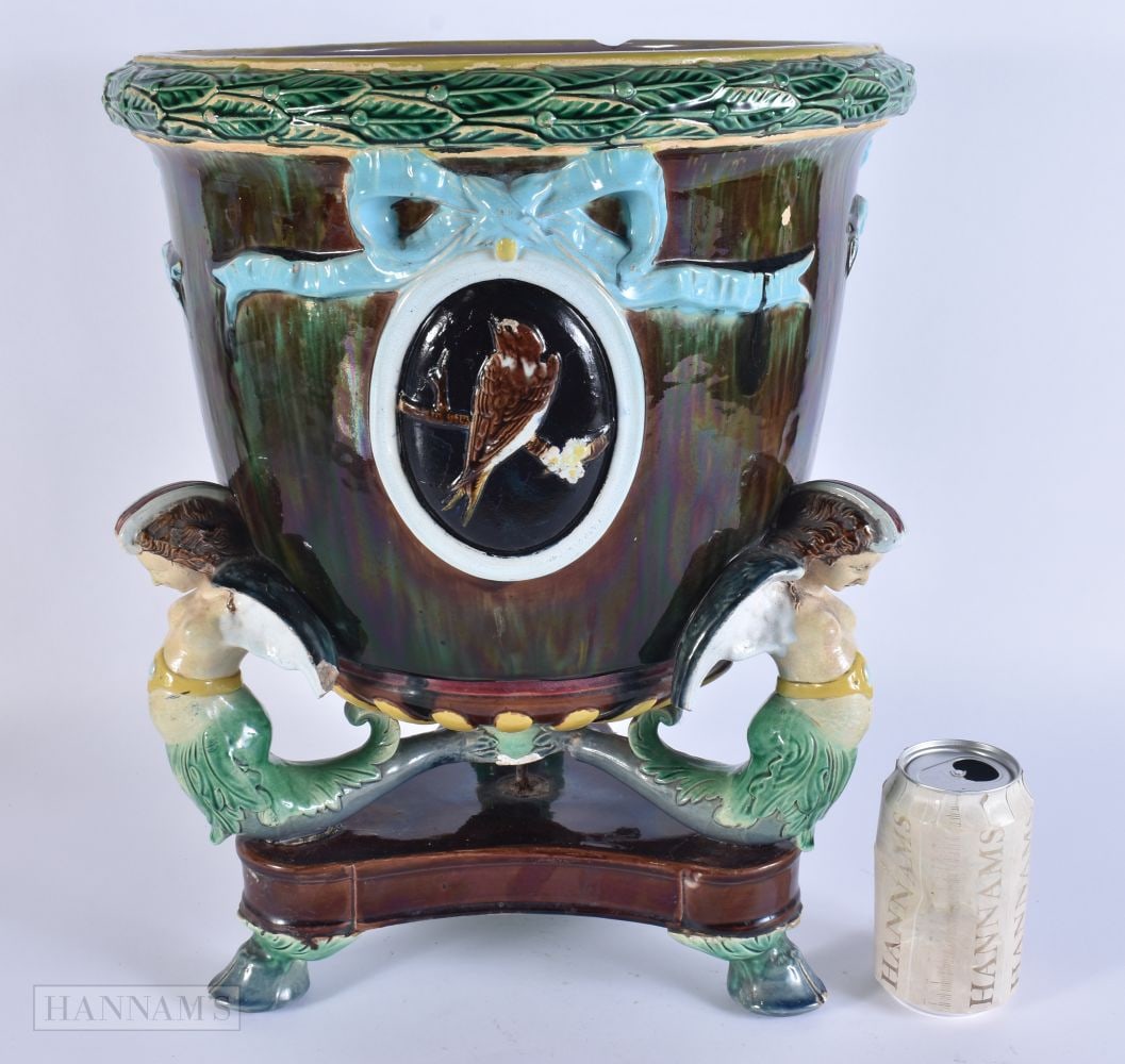 A VERY LARGE 19TH CENTURY MAJOLICA JARDINI?RE by Joseph Holdcroft. 42 cm x 32 cm. (1 of 7)