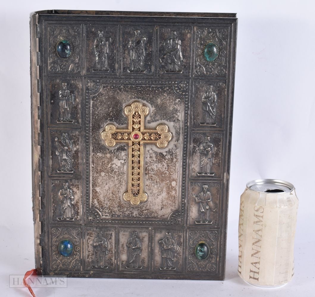 Vintage Bible Large Silver Plated Ornate Cover. 30 cm x 20 cm.: Vintage Bible Large Silver Plated Ornate Cover. 30 cm x 20 cm.