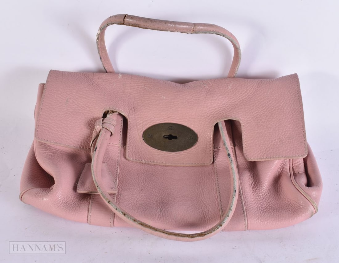 Mulberry Bayswater Pink Grain Leather Handbag Postman's Lock. 36 cm x 16 cm.: Mulberry Bayswater Pink Grain Leather Handbag Postman's Lock. 36 cm x 16 cm.