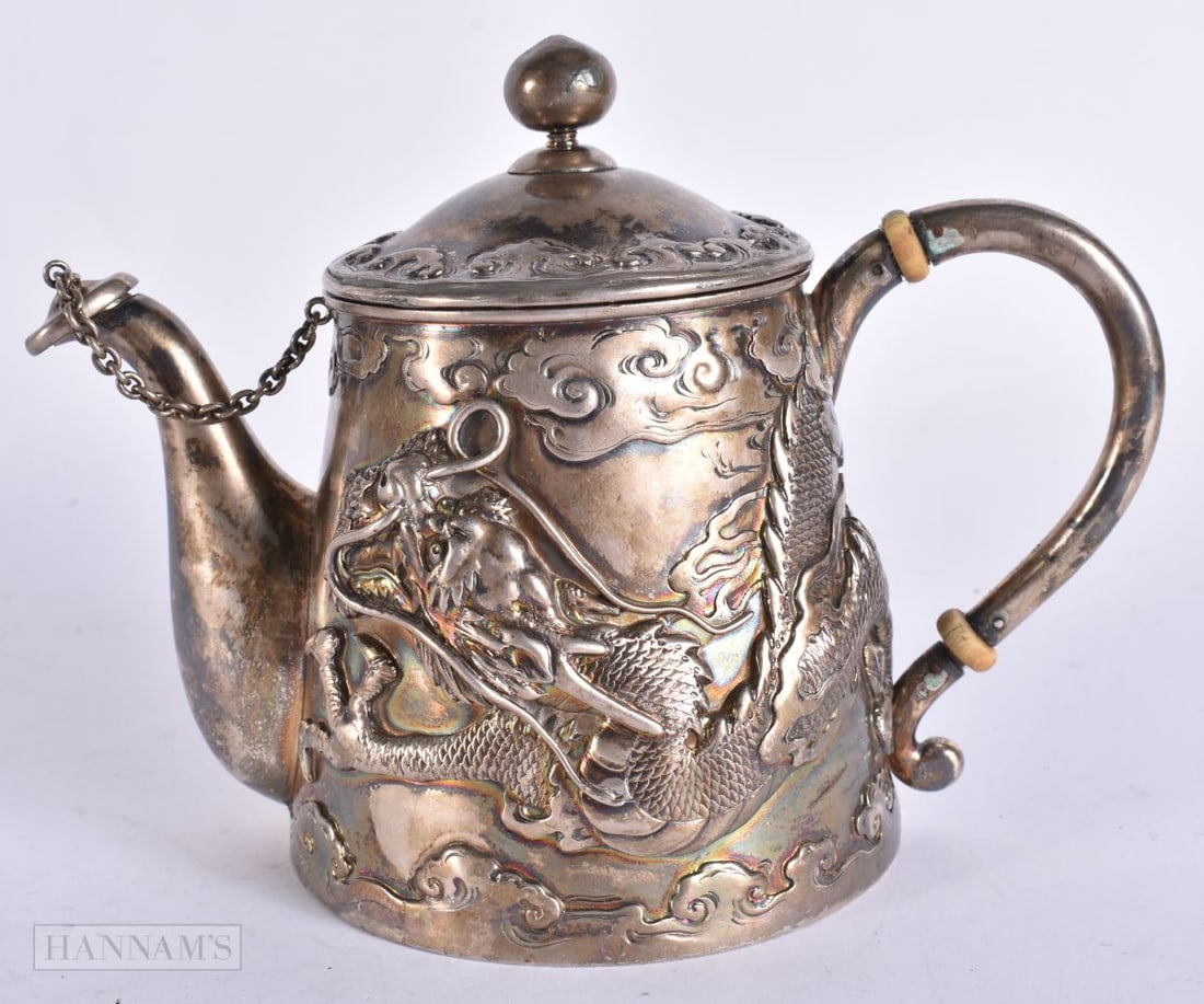 A 19TH CENTURY JAPANESE MEIJI PERIOD SILVER DRAGON TEAPOT. 375 grams, 15.5 cm wide. (1 of 7)
