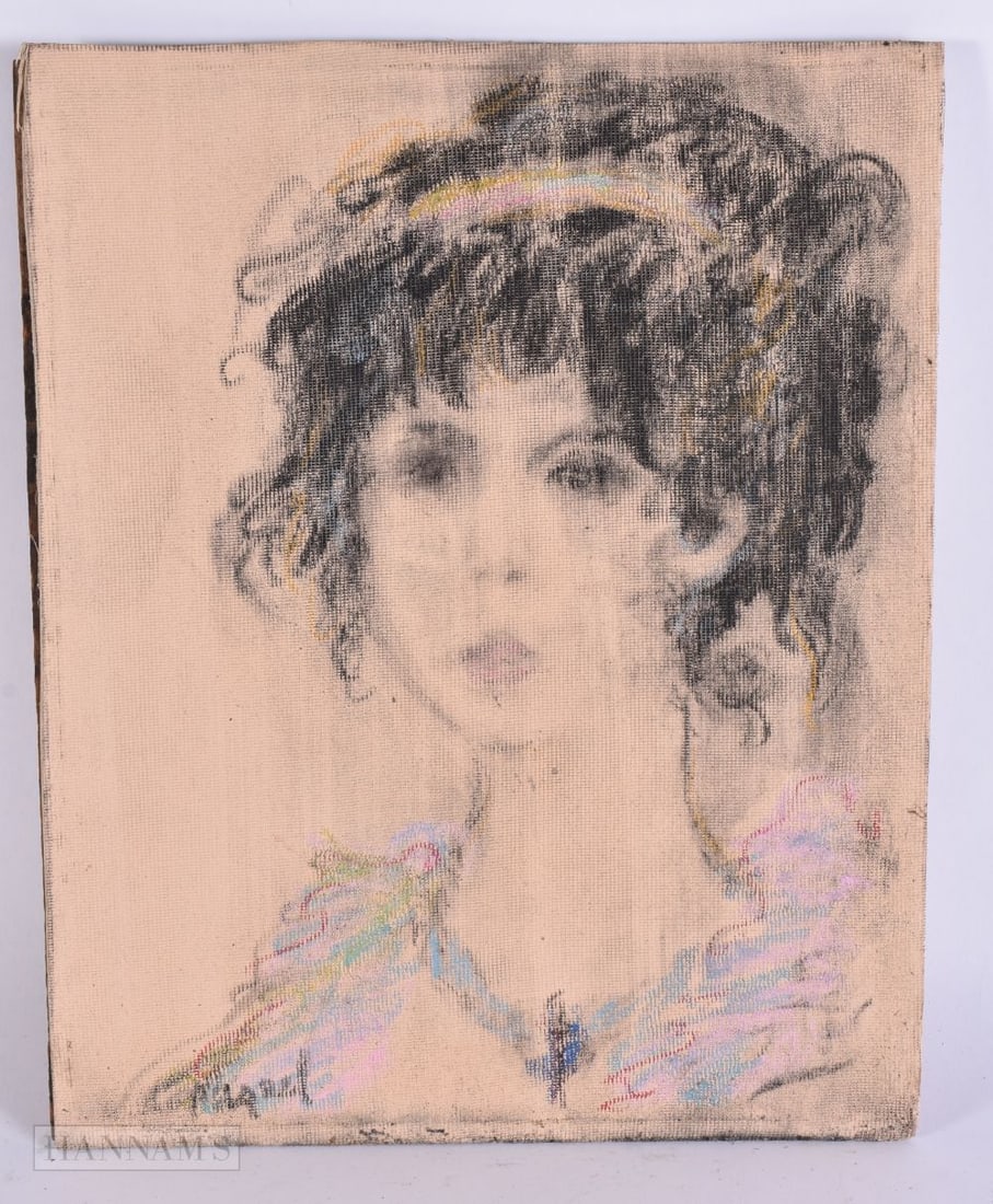 Impressionist School (20th Century) Pastel, Female portrait. 32.5 cm x 22.5 cm. (1 of 5)