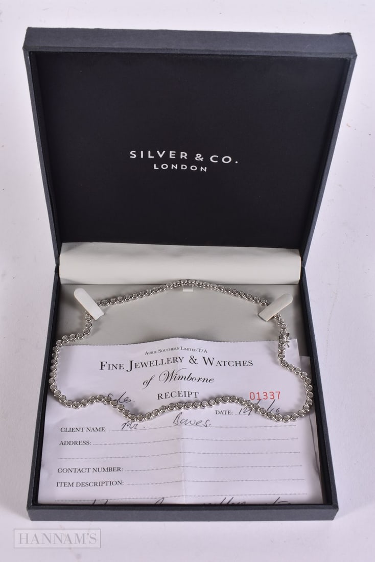 A SILVER NECKLACE. 18 grams. 40 cm long.: A SILVER NECKLACE. 18 grams. 40 cm long.