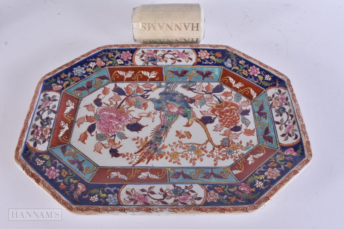 A CHINESE EXPORT DISH. 36 cm x 26 cm. (1 of 9)