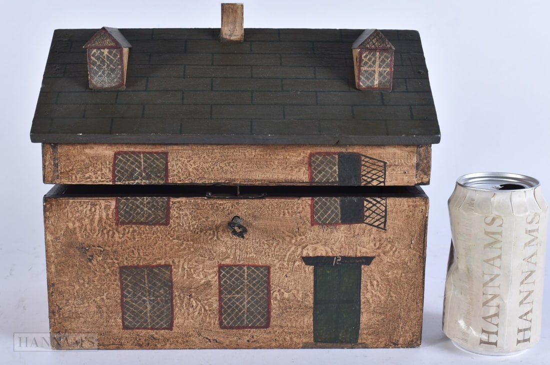 A FOLK ART PAINTED WOOD HOUSE CADDY. 25 cm x 22 cm.: A FOLK ART PAINTED WOOD HOUSE CADDY. 25 cm x 22 cm.