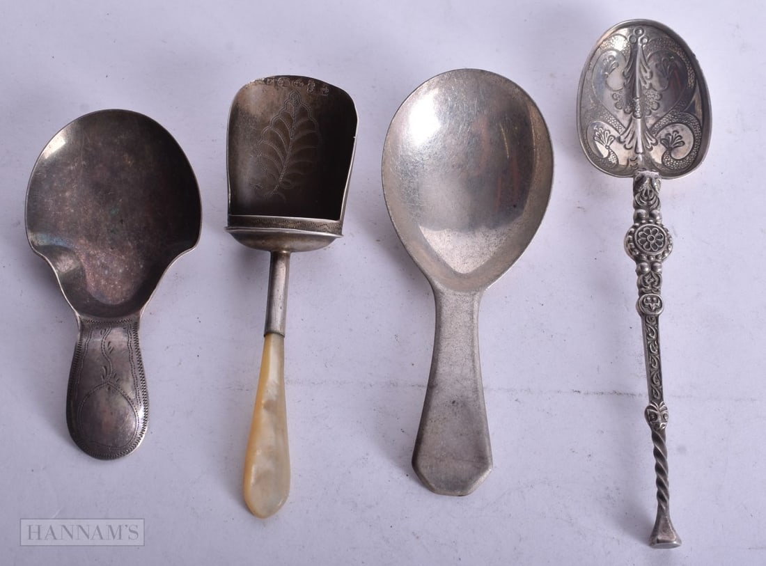 FOUR ANTIQUE SILVER CADDY SPOONS. 49 grams. (4) (1 of 3)