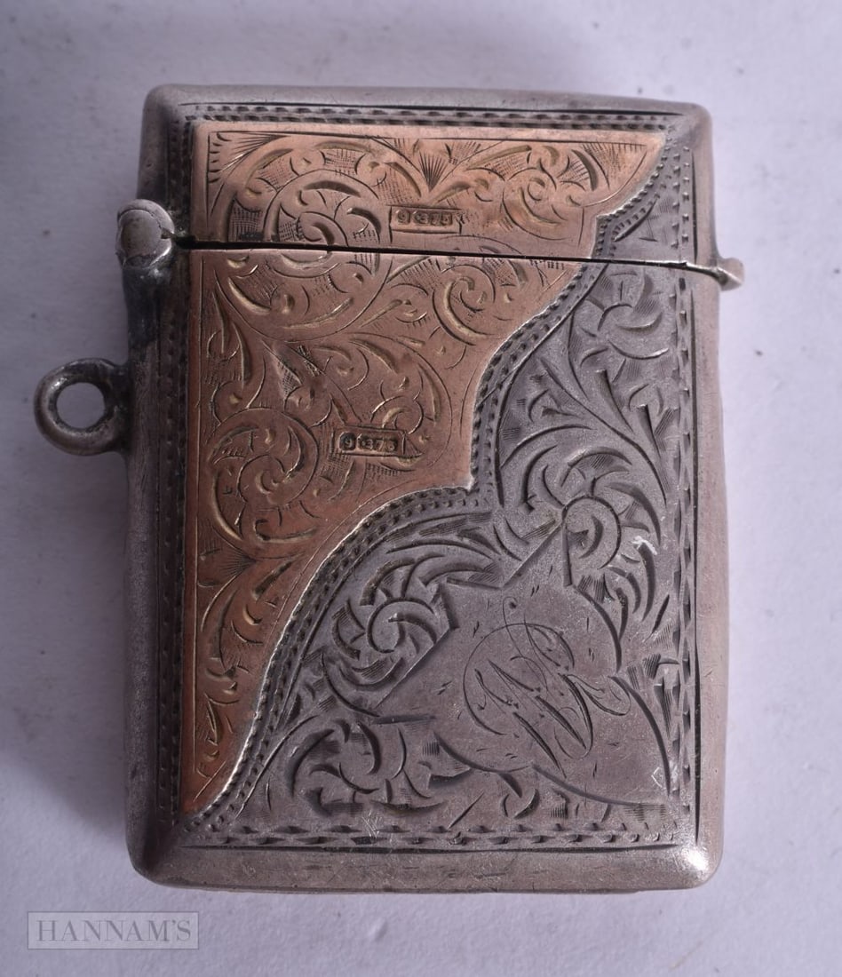 AN ANTIQUE 9CT GOLD AND SILVER VESTA CASE. 18 grams. 4 cm x 3 cm. (1 of 4)