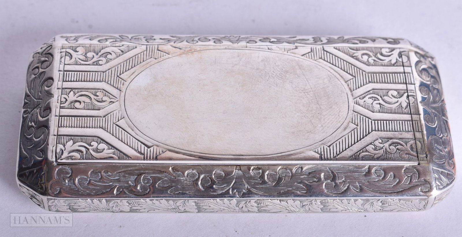 A VICTORIAN SILVER SNUFF BOX. Birmingham 1859. 60 grams. 8.5 cm x 4 cm. (1 of 4)