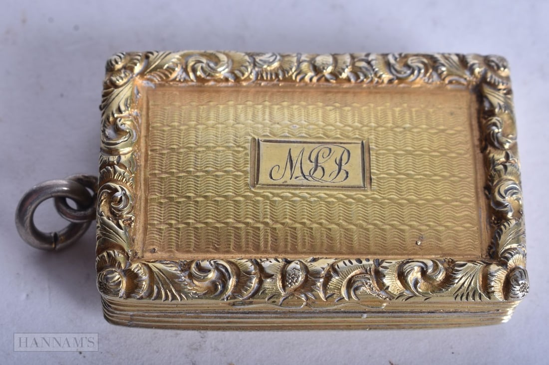 A WILLIAM IV SILVER VINAIGRETTE. Birmingham 1835. 18.5 grams. 4 cm x 2.5 cm. (1 of 4)