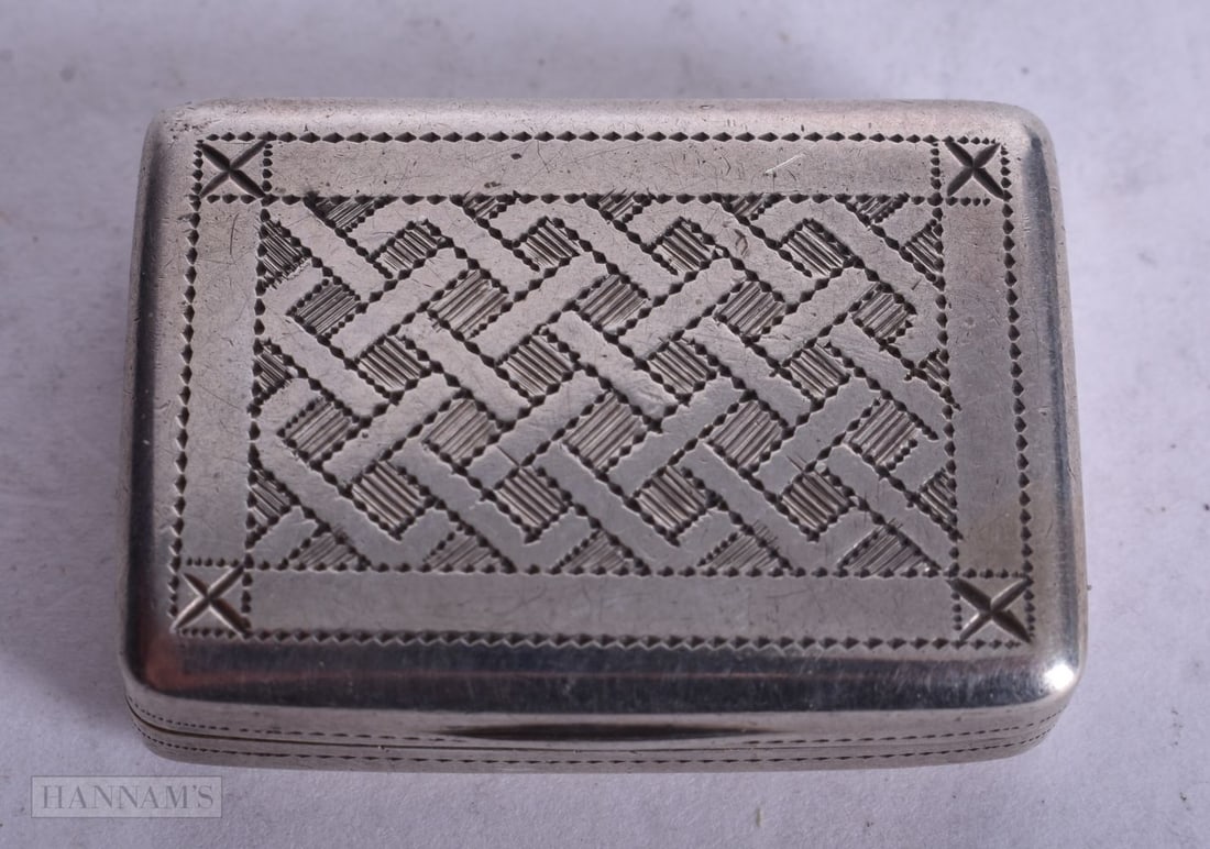 A GEORGE III SILVER VINAIGRETTE. London 1814. 20.8 grams. 3.25 cm x 2.25 cm. (1 of 5)