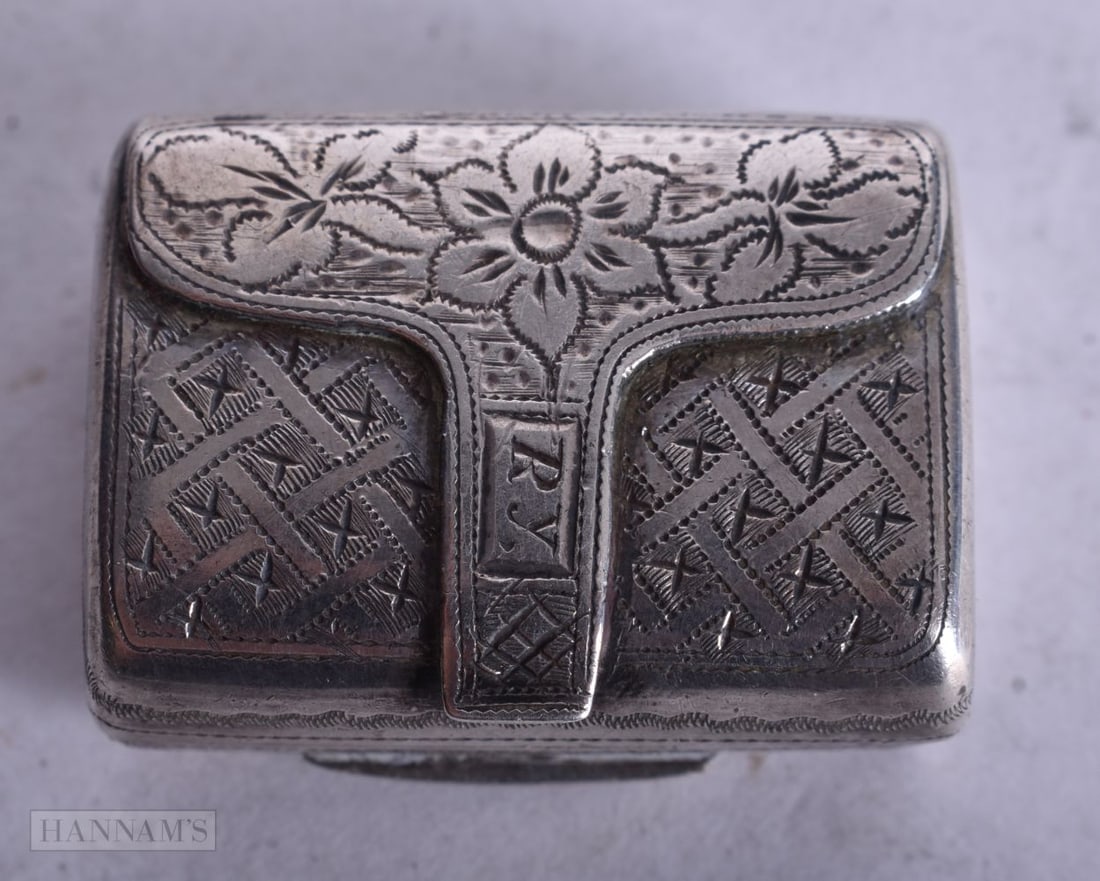 A WILLIAM IV SILVER VINAIGRETTE. Birmingham 1832. 14.6 grams. 2 cm x 2.5 cm. (1 of 4)