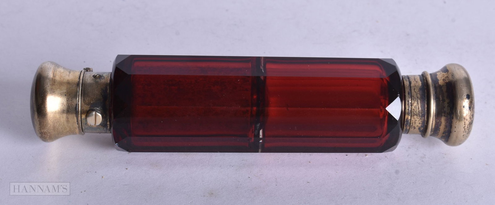 A VICTORIAN RUBY GLASS SCENT BOTTLE. 110 grams. 12.75 cm long. (1 of 3)