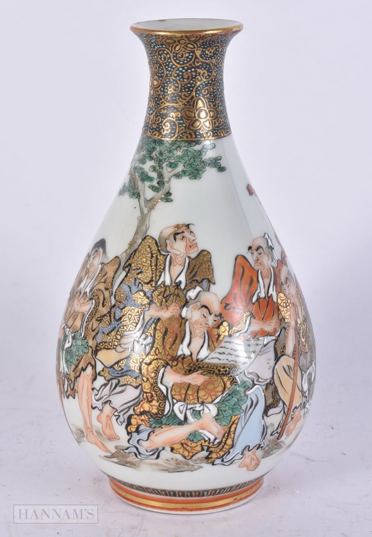 A LATE 19TH CENTURY JAPANESE MEIJI PERIOD KUTANI PORCELAIN VASE painted with immortals. 15.5 cm high: A LATE 19TH CENTURY JAPANESE MEIJI PERIOD KUTANI PORCELAIN VASE painted with immortals. 15.5 cm high.