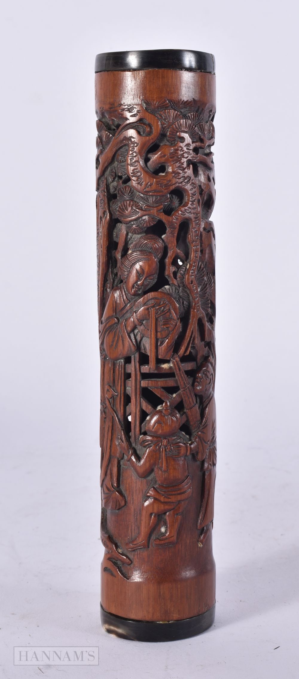A FINE 19TH CENTURY CHINESE CARVED BAMBOO RETICULATED PARFUMIER formed with figures within a landsca: A FINE 19TH CENTURY CHINESE CARVED BAMBOO RETICULATED PARFUMIER formed with figures within a landscape. 20.5 cm high.